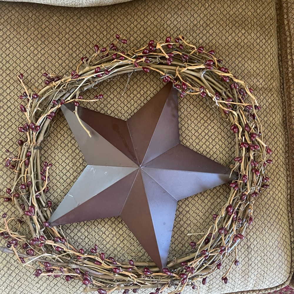 Country Decor Wreath With Burgundy Metal Star and Pips